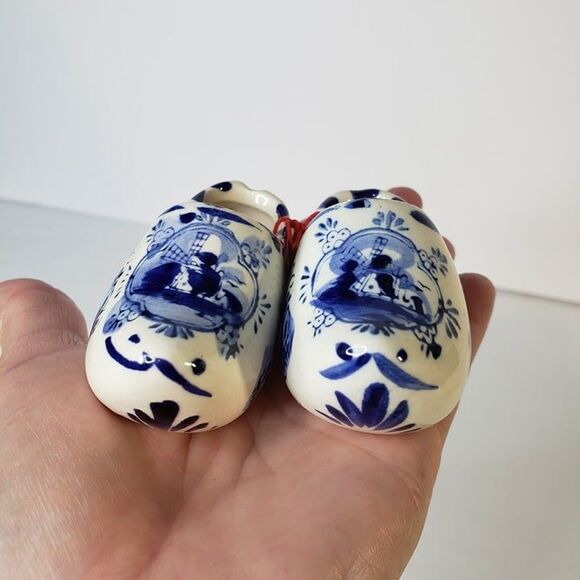 Vintage Blue Delft Ceramic Miniature Holland Clogs Shoes Mini Souvenir - Picture 2 of 9